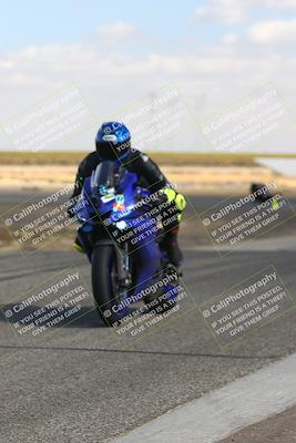 media/Nov-03-2024-TrackDaz (Sun) [[44580f4982]]/B Group/1220pm (Wheelie Bump)/